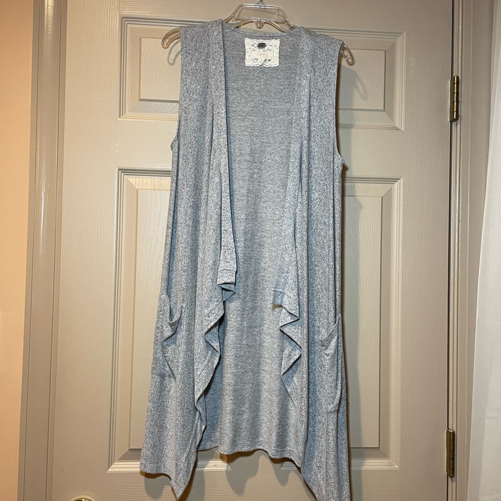 Cupio Gray Open Front Waterfall Sleeveless Cardigan w/Front‎ Pockets, Size Small